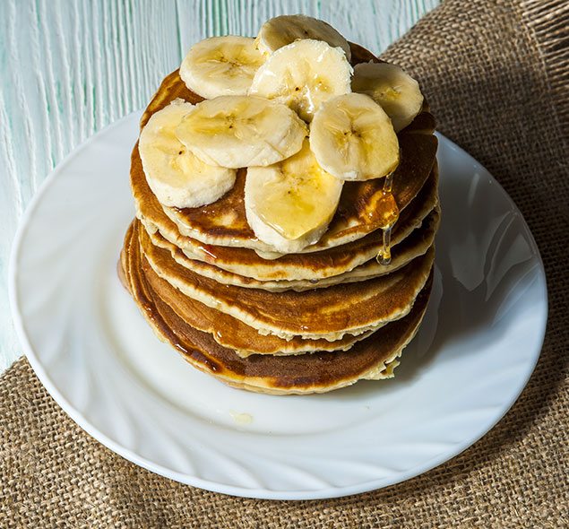 PANQUECA DE BANANA COM AVEIA