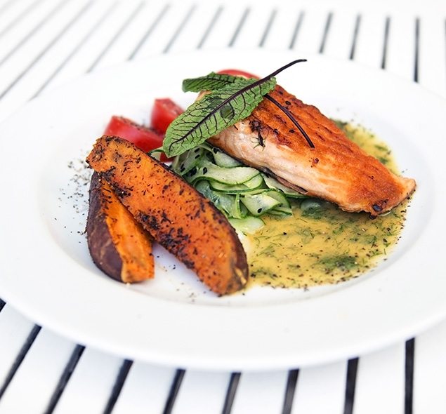 SALMÃO COM BATATA-DOCE