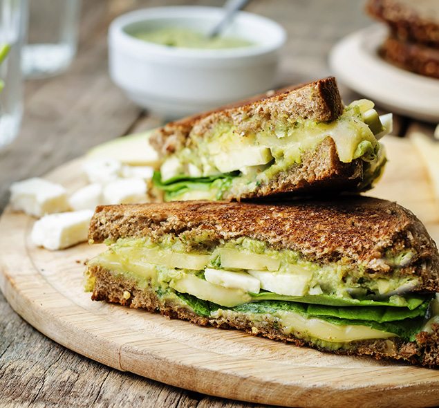 SANDUÍCHE DE ABACATE