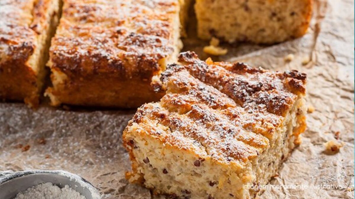 Bolo de quinoa com fubá